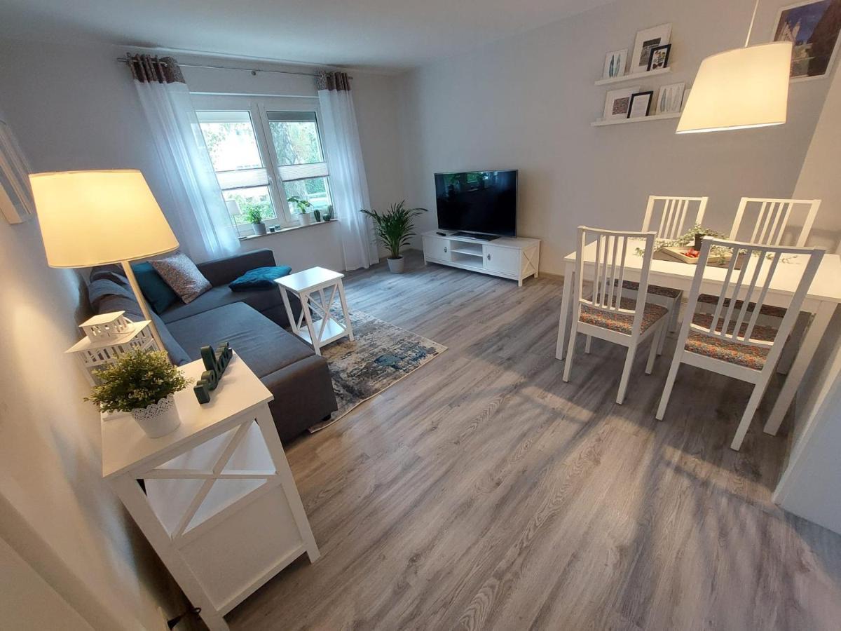 Gemuetliches, Voll Ausgestattetes Apartment Halle  Ngoại thất bức ảnh